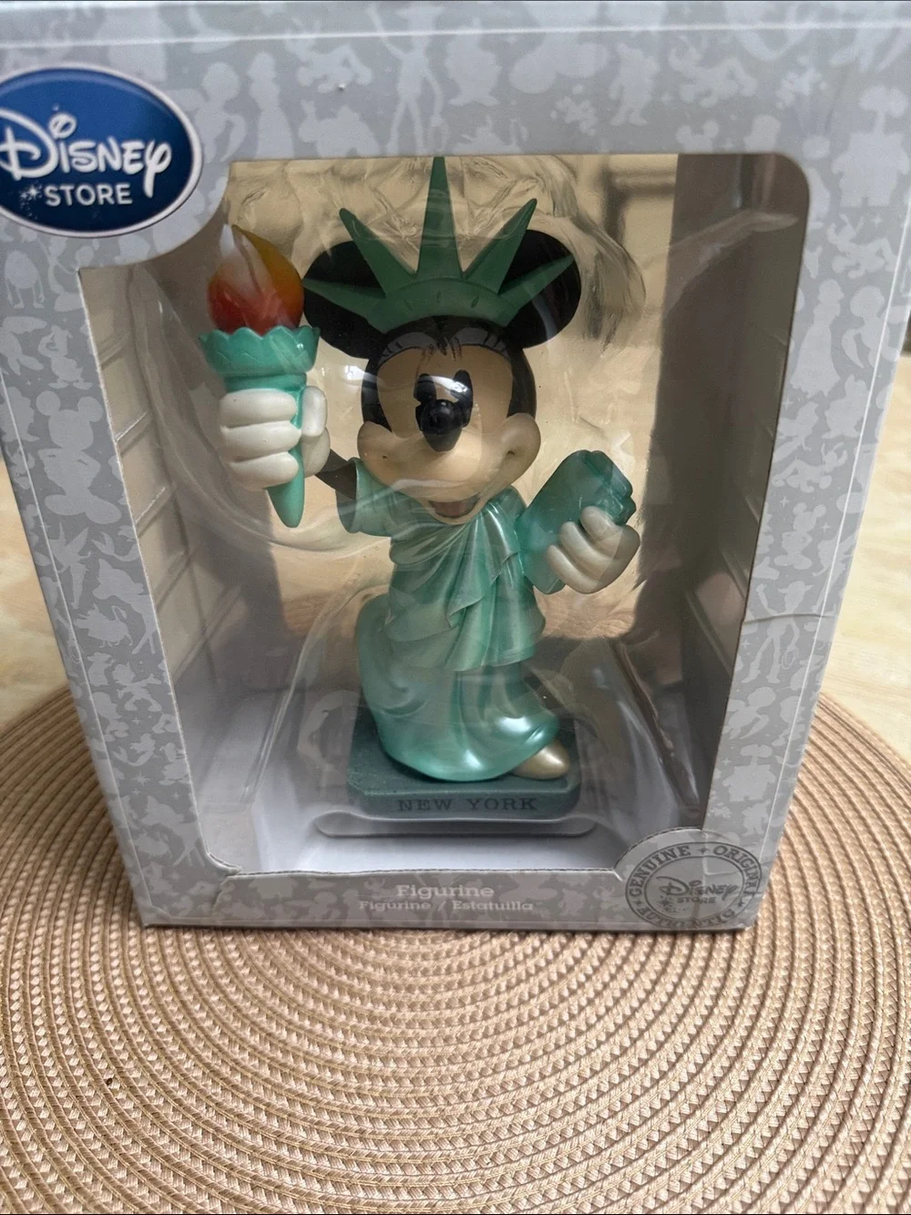 Disney 🔥 Disney Store Minnie Liberty Christmas Resin Holiday Figurine